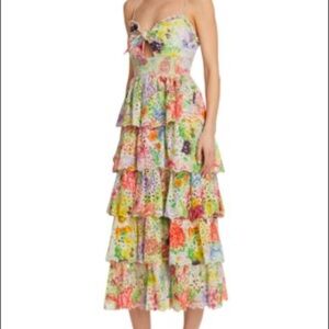 Alice + Olivia Fina Dress full length. Worn once in beautiful condition